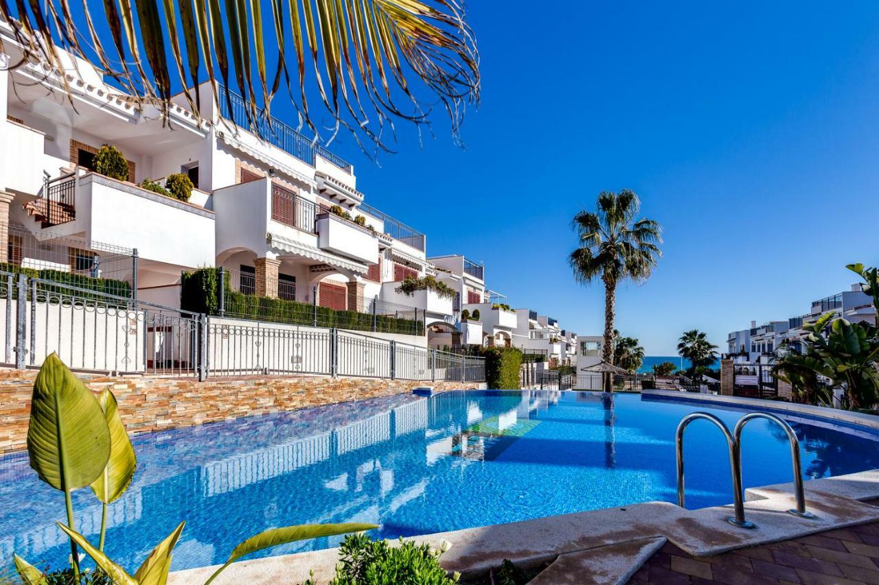 Ferienwohnung Azul Beach - La Mata Torrevieja Exterior foto